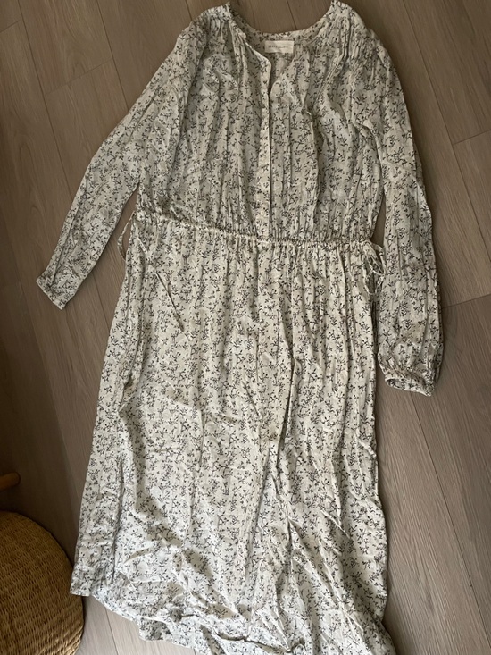 Skall Studio Dresses & Skirts - Skall studio women’s midi cream floral cotton dress